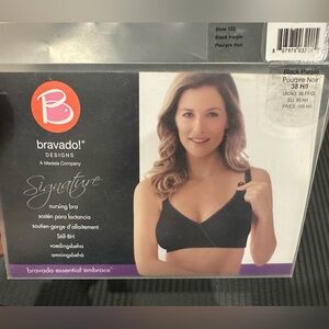 Brand new Bravado nursing bra. Size 38H/I.